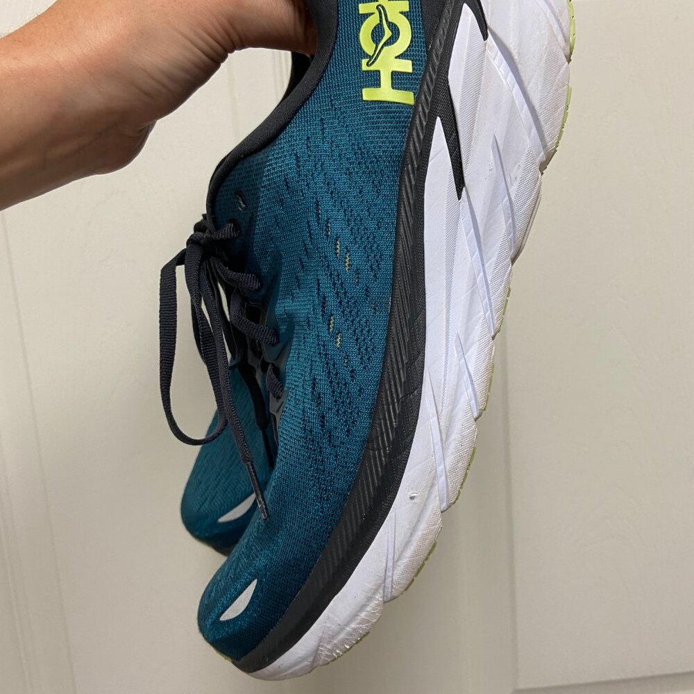 HOKA - Men's - Clifton 8 - Size 9 - Blue Coral